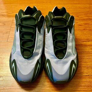 Yeezy Boost 700 MNVN “Geode” – Men’s Size 10 (US)  – Excellent Condition – Geode